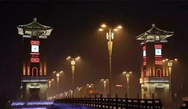 泉河大桥亮化夜景